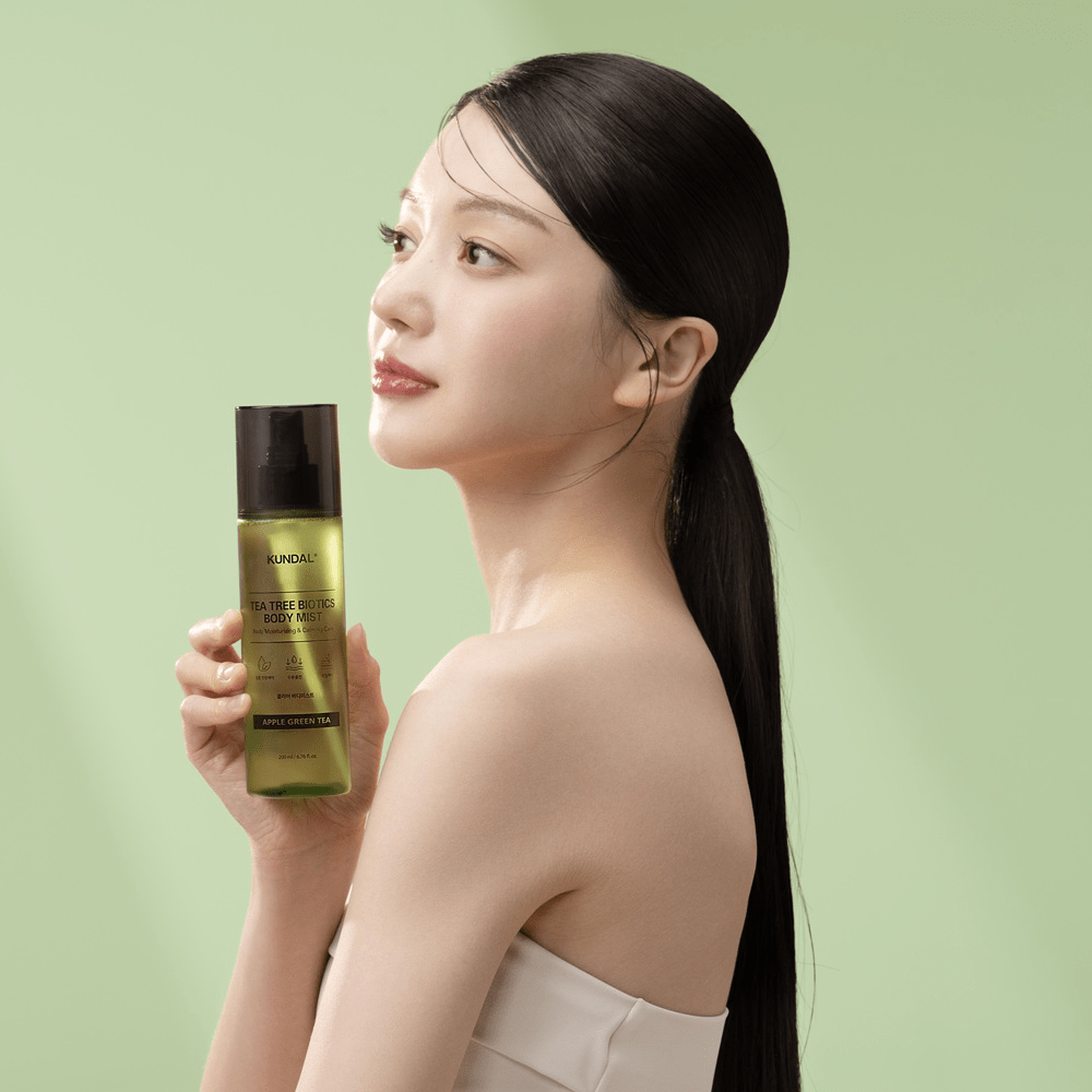 Kundal Tea Tree Biotics Body Mist For Moisturizing & Calming Care Apple Green Tea 200 ml
