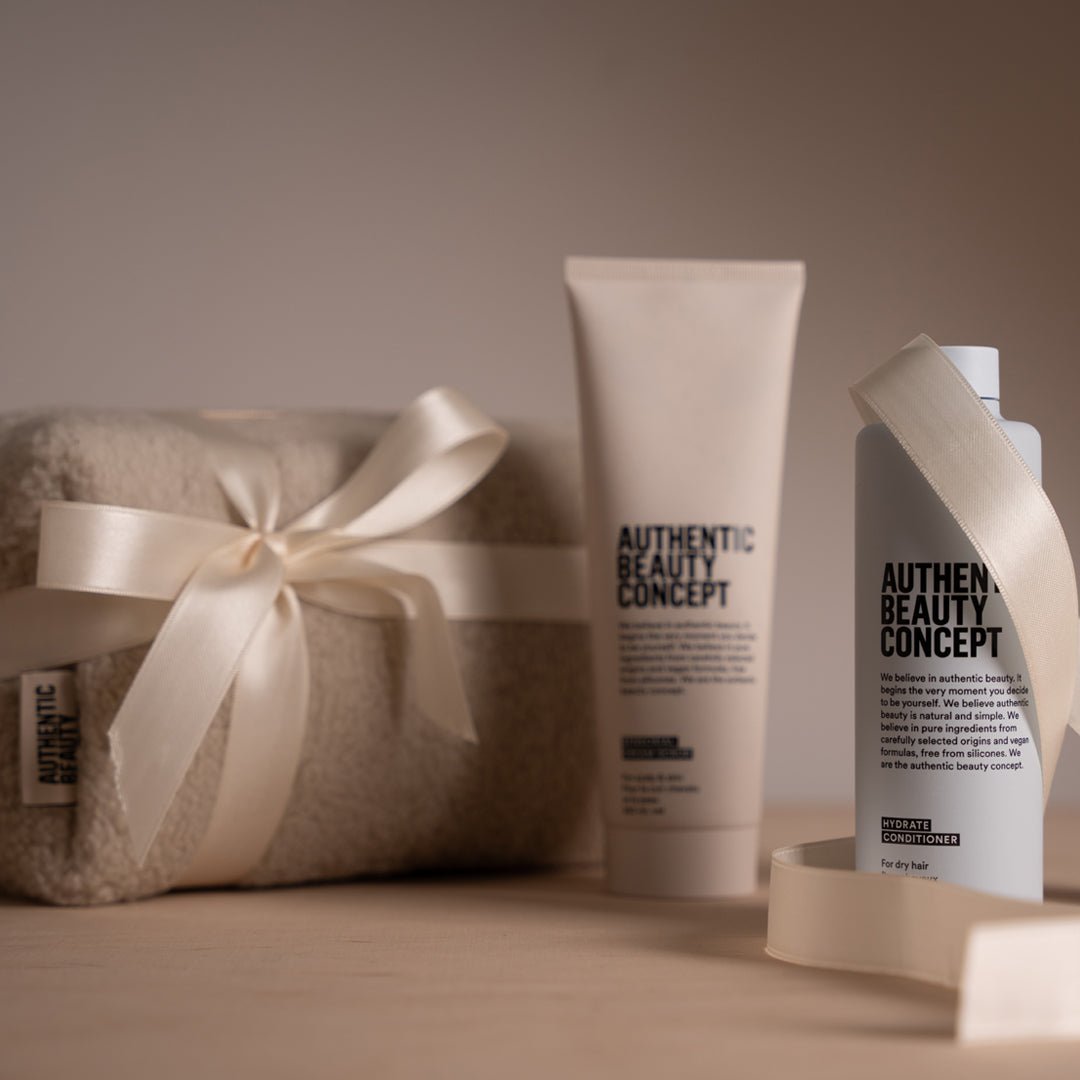 Authentic Beauty Concept Hydrate Giftset + Scrub
