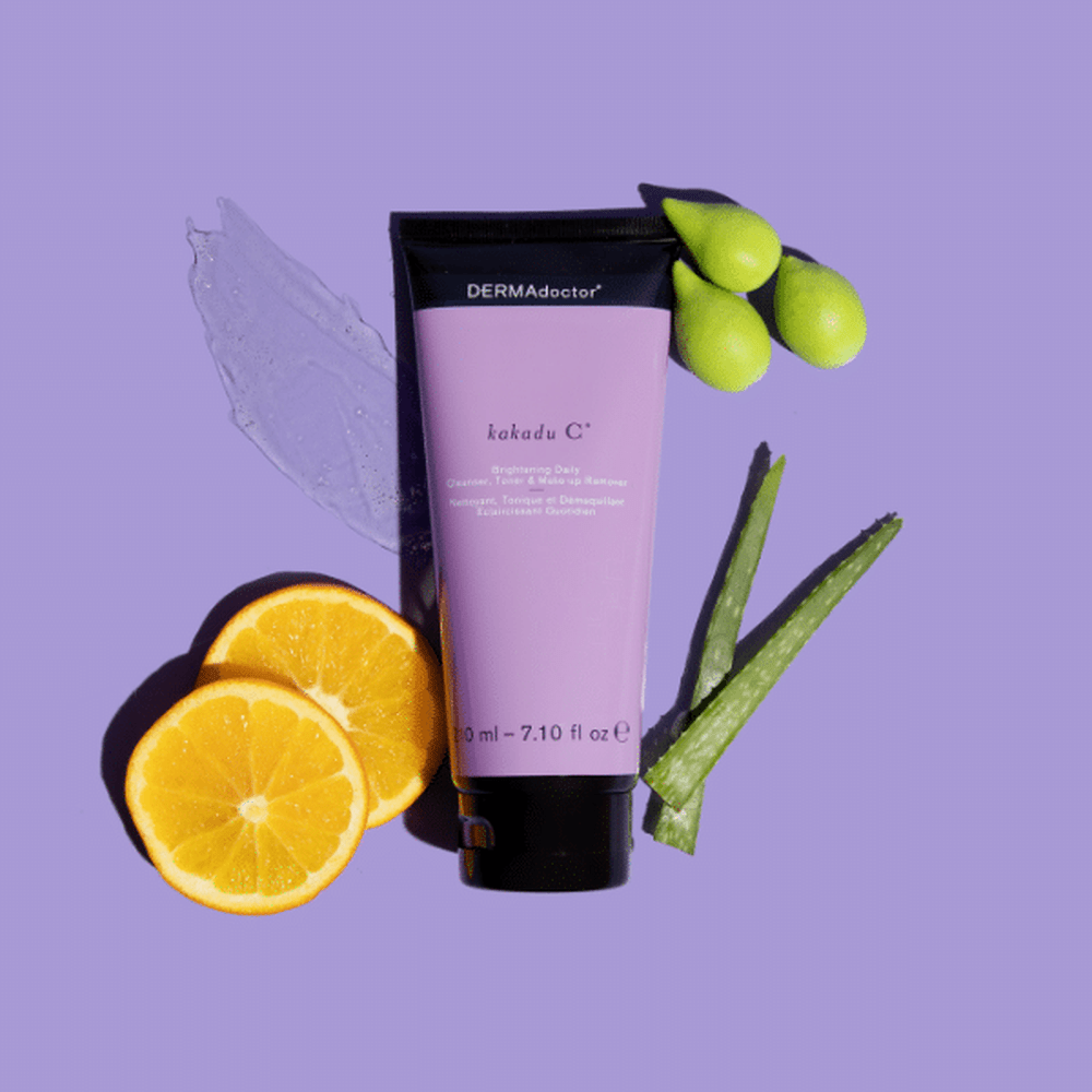 DERMAdoctor Kakadu C Vitamin C Brightening 3-in-1 Cleanser Toner &amp; Make-up Remover for All Skin Types 210ml