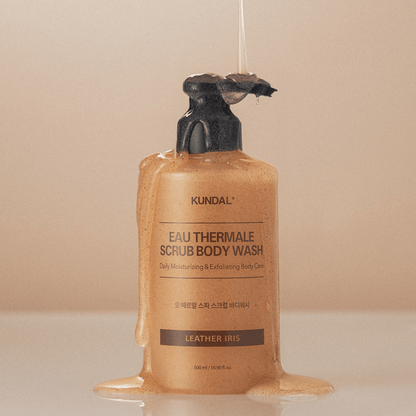 Kundal Eau Thermale Scrub Body Wash Leather Iris 500 ml