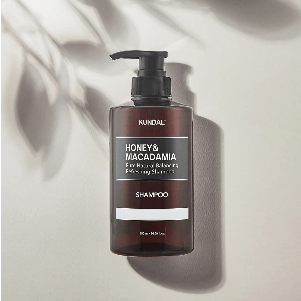 Kundal Honey &amp; Macadamia Nature Shampoo Blackberry Bay 500 ml
