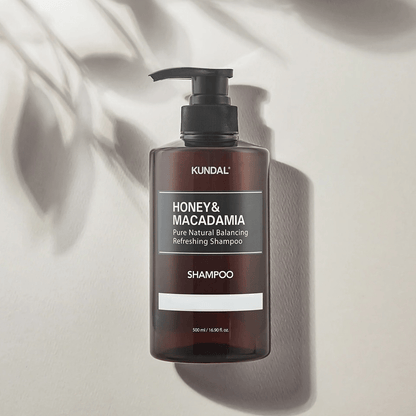 Kundal Honey &amp; Macadamia Pure Natural Balancing Refreshing Shampoo Baby Powder 500 ml